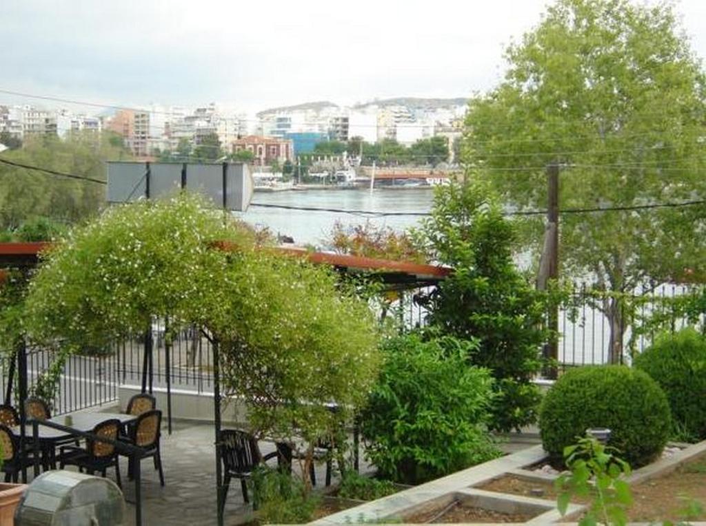 Morfeas Hotel Chalkís Extérieur photo